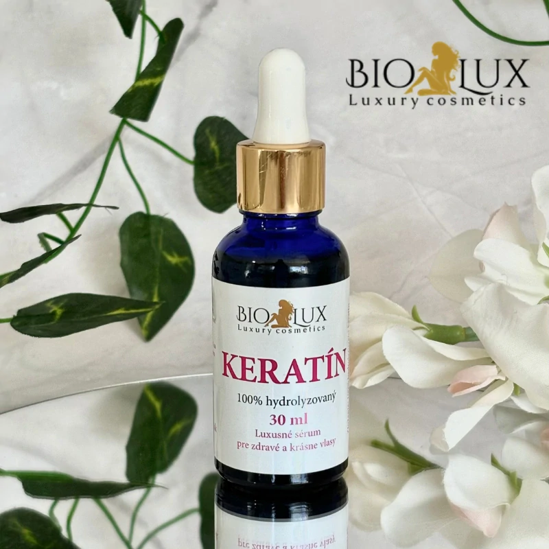 Keratín